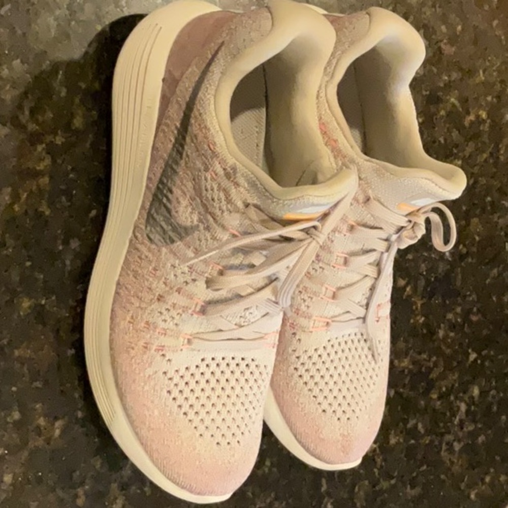 Nike Lunar Epic Flyknit 2 Running Sneaker Size 8.5